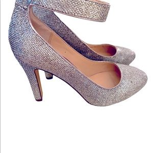 NINA SILVER GLAM ANKLE STRAP SHOES/SIZE 8 NEW